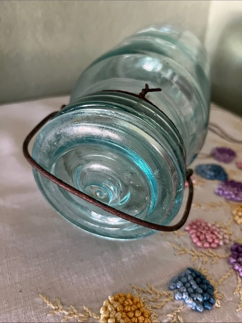 Vintage Atlas E-Z Seal Glass Jar – Light Blue Aqua Glass with Wire Bail